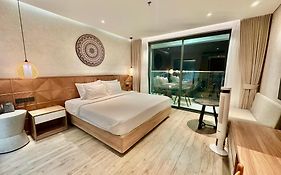 White House Condotel Phú Yên